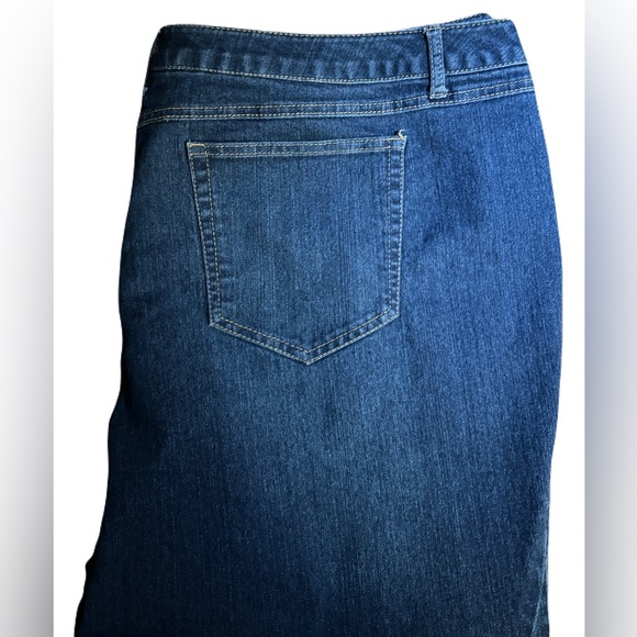 Cato Premium Stretch Straight Legs Jeans Petite - Picture 2 of 3